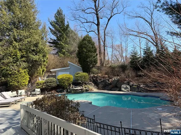 $1,485,000 | 8 Union Hill Road, Denville, NJ 07834