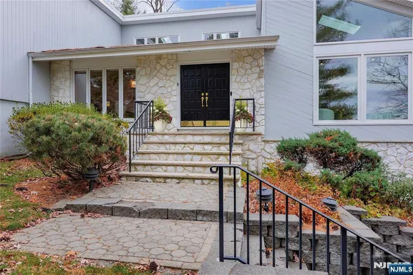 $1,485,000 | 8 Union Hill Road, Denville, NJ 07834