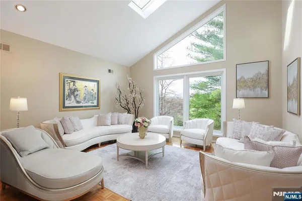 $1,485,000 | 8 Union Hill Road, Denville, NJ 07834