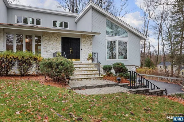 $1,485,000 | 8 Union Hill Road, Denville, NJ 07834