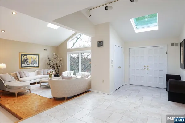 $1,485,000 | 8 Union Hill Road, Denville, NJ 07834