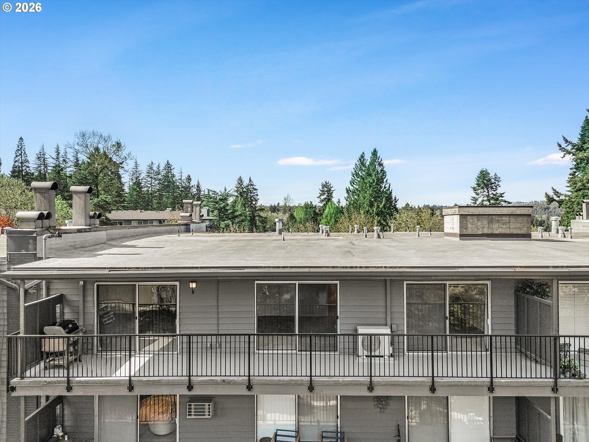 200 Southwest Burnham Road, Unit T404 Lake Oswego, OR 97034 - Photo 2 of 36