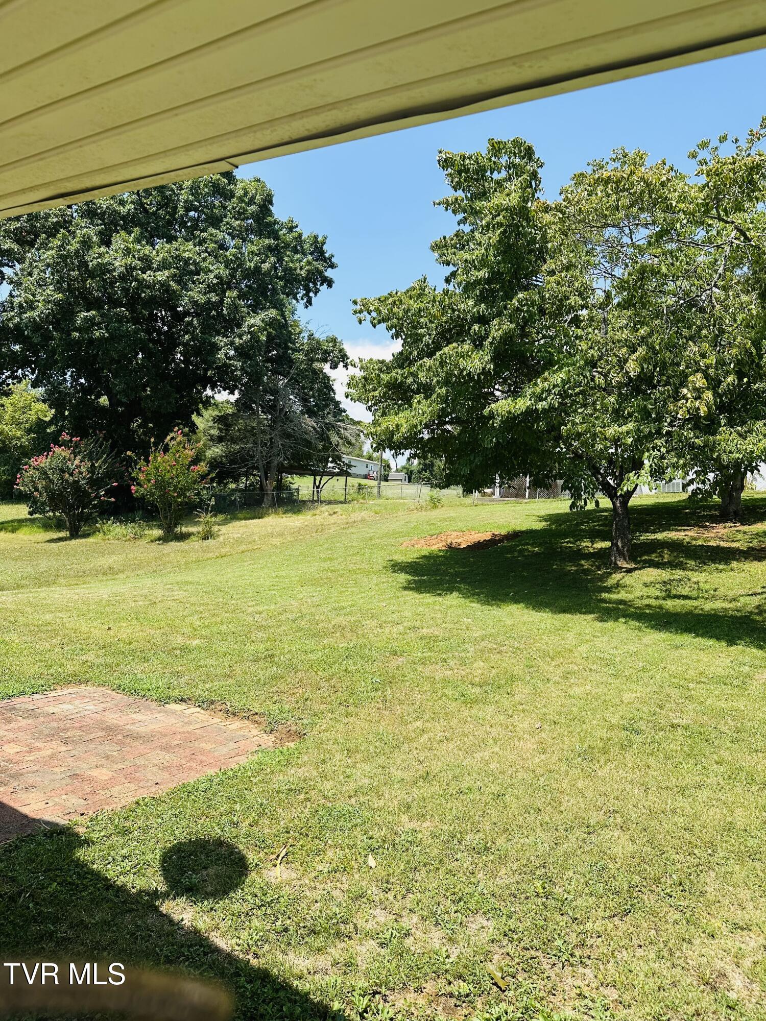 429 Wilma Street Kingsport, TN 37665 - Photo 27 of 28 Back