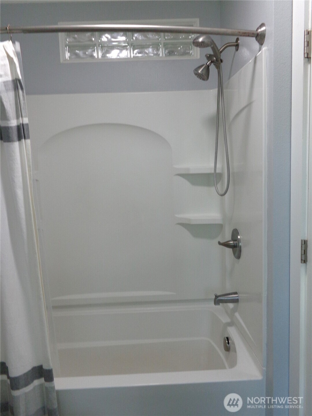 1639 22nd Avenue Longview, WA 98632 - Photo 16 of 35 a bathroom with a shower