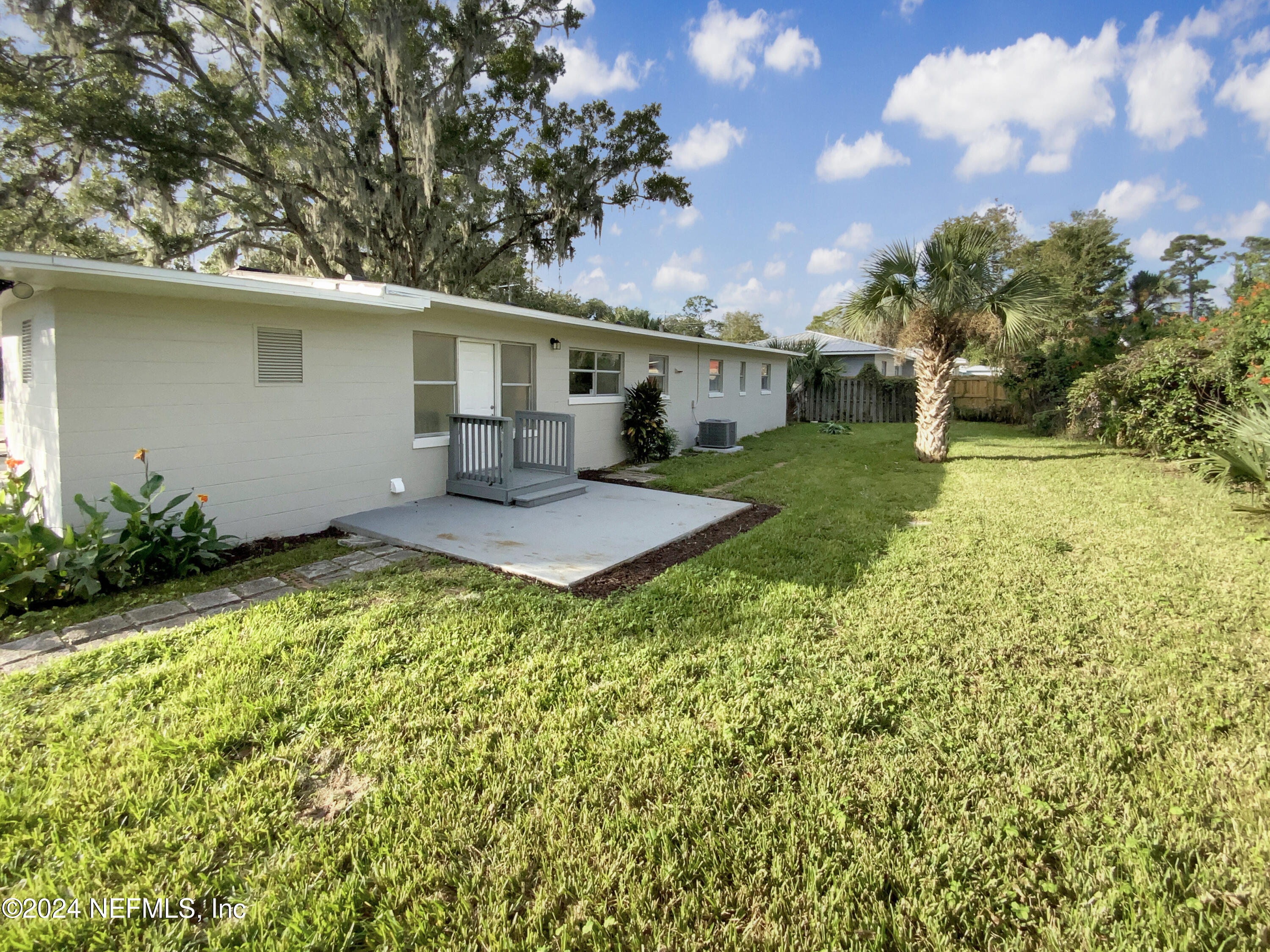 2833 Justina Road Jacksonville, FL 32277 - Photo 9 of 17 listing_7