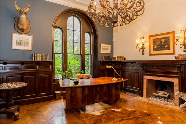 $80,000 | 443 Bellevue Avenue, Newport, RI 02840