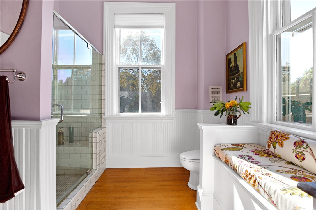 443 Bellevue Avenue Newport, RI 02840 - Photo 31 of 49