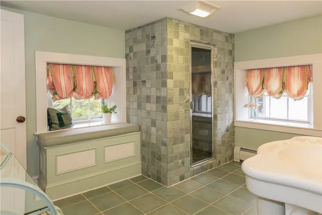 $80,000 | 443 Bellevue Avenue, Newport, RI 02840