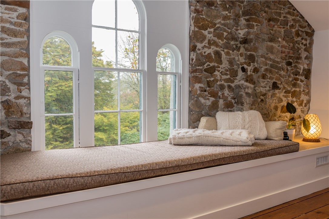 443 Bellevue Avenue Newport, RI 02840 - Photo 42 of 49