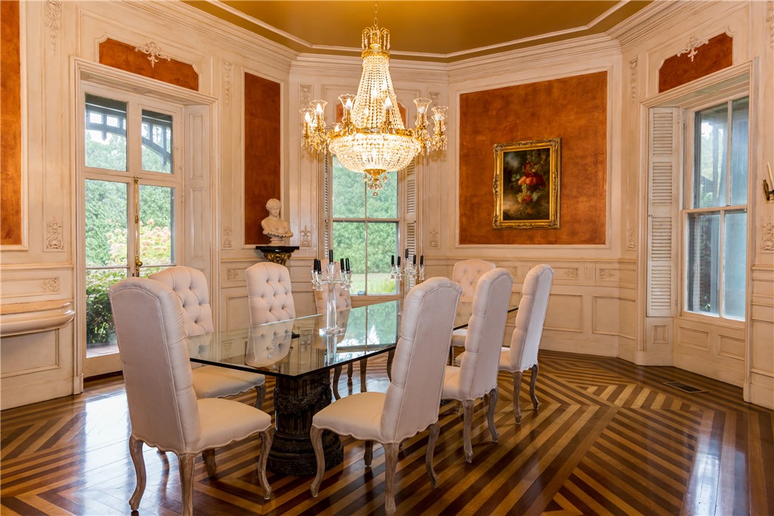 443 Bellevue Avenue Newport, RI 02840 - Photo 9 of 49 Formal Dining Room