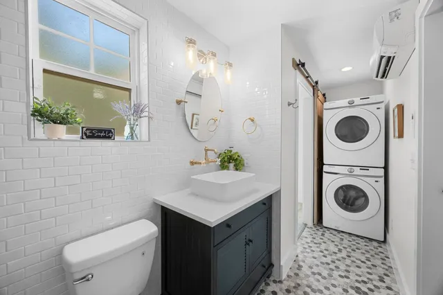 $599,000 | 6305 Weeks Cove, Austin, TX 78727