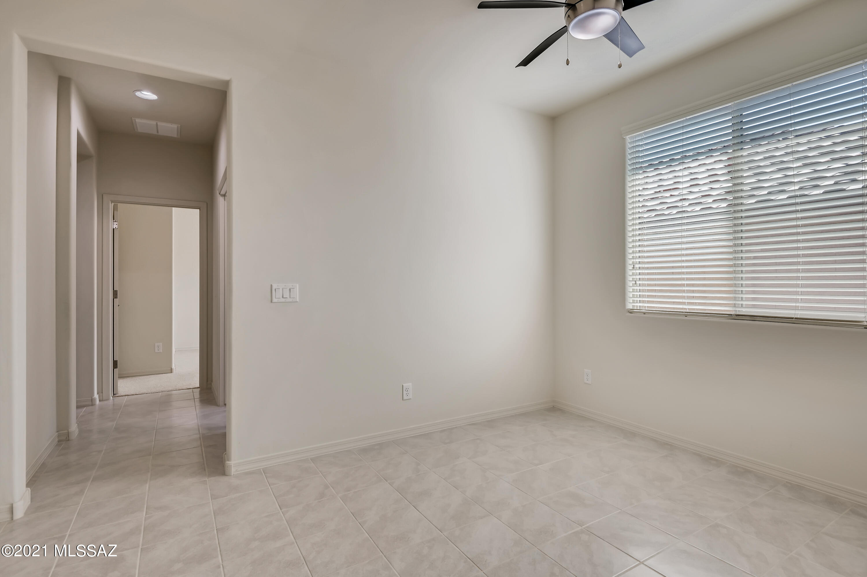 11940 North Raphael Way Tucson, AZ 85742 - Photo 16 of 32 Gallery Image 16