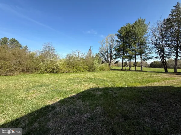 $1,845 | 10532 Robert East Lee Drive, Spotsylvania, VA 22551