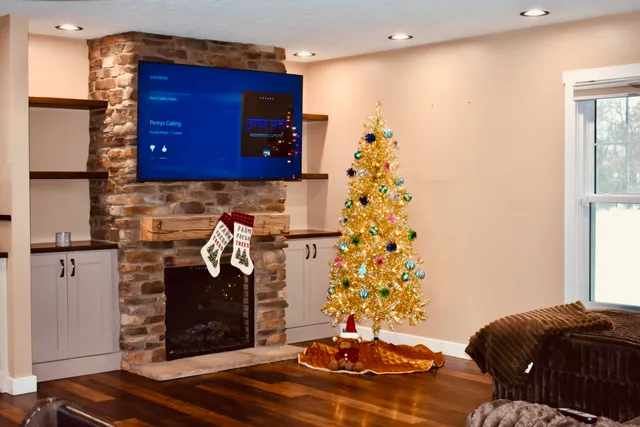 $645,000 | 71423 State Line Drive, Union, MI 49130