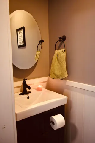 $635,000 | 71423 State Line Drive, Union, MI 49130