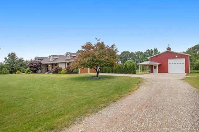 $645,000 | 71423 State Line Drive, Union, MI 49130