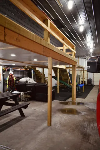 $635,000 | 71423 State Line Drive, Union, MI 49130