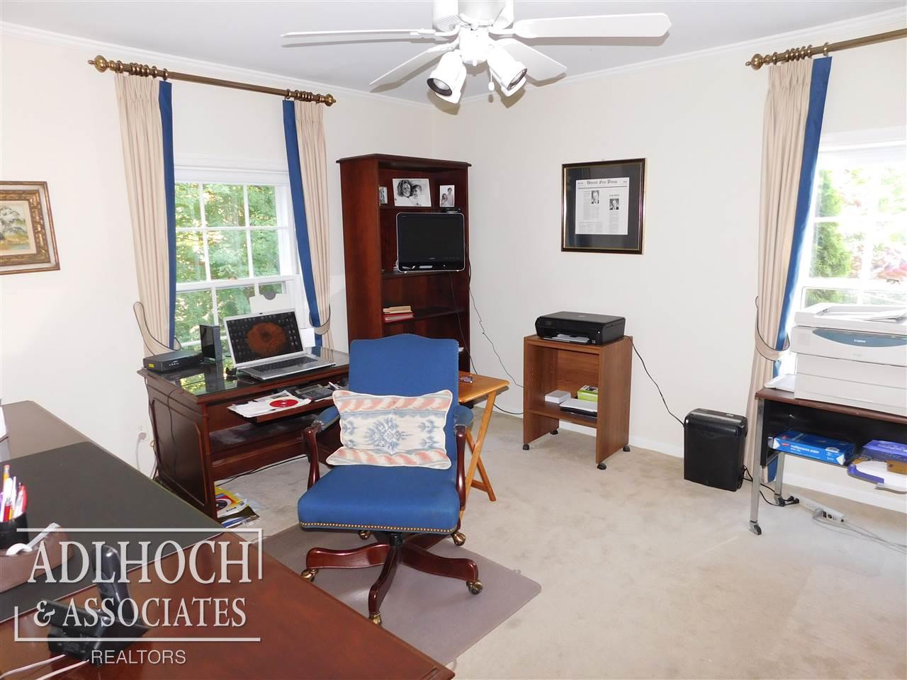 241 Lewiston Road Grosse Pointe Farms, MI 48236 - Photo 15 of 27