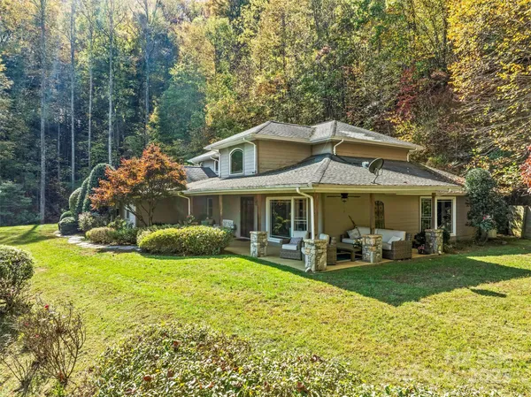 $799,900 | 336 Berry Lane, Bryson City, NC 28713