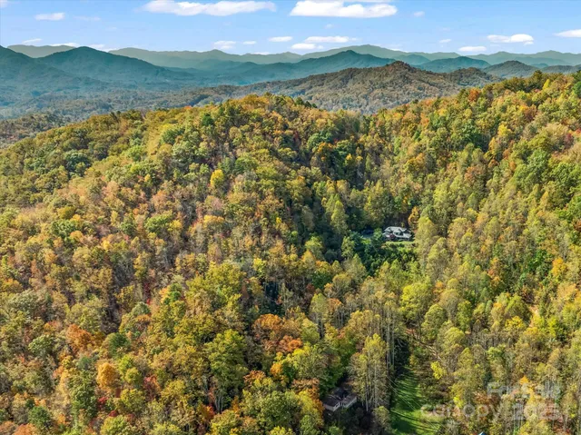 $799,900 | 336 Berry Lane, Bryson City, NC 28713