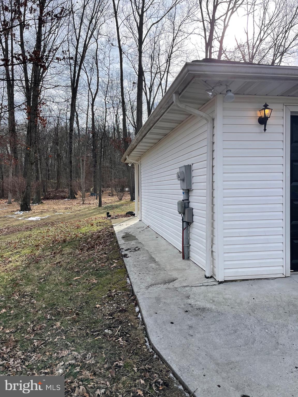 3266 Rosstown Road Wellsville, PA 17365 - Photo 8 of 31 a view of a garage