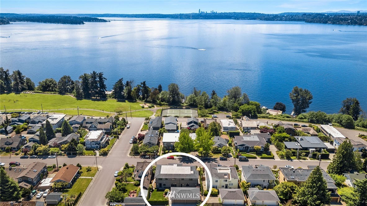 212 5th Avenue West Kirkland, WA 98033 - Photo 34 of 36 a view of a city
