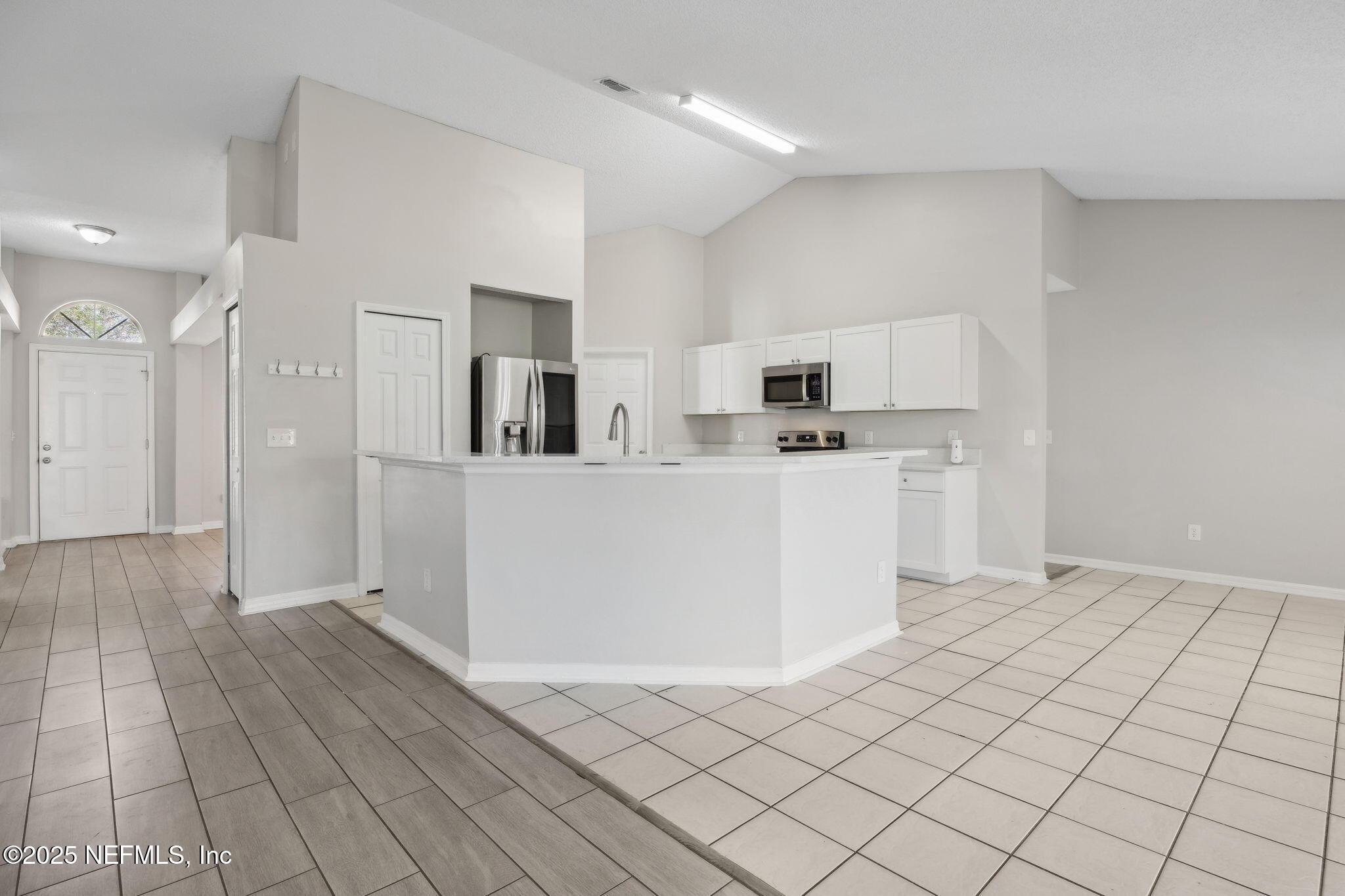 3446 Bristol Bridge Road Orange Park, FL 32073 - Photo 15 of 43 Open Concept kitchen