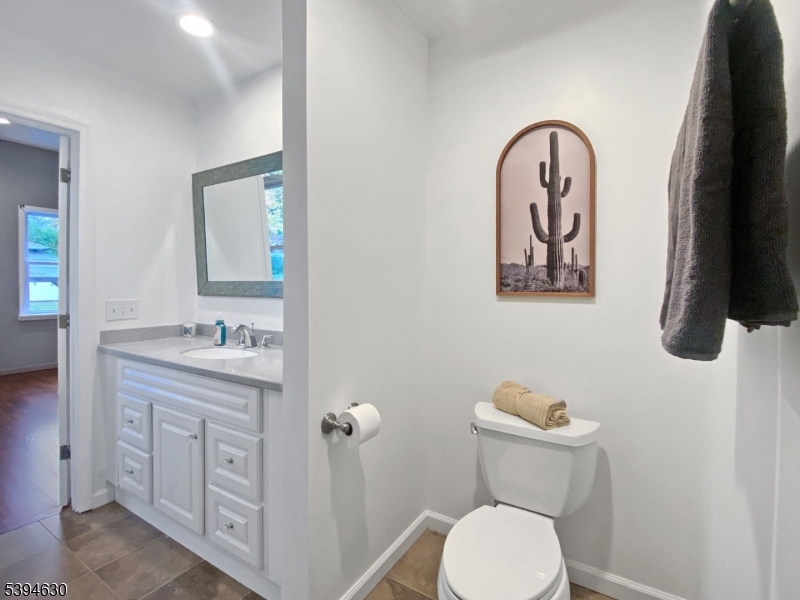 67 Brookside Terrace Clark, NJ 07066 - Photo 12 of 44