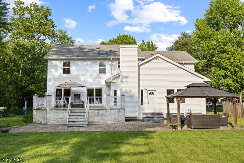 67 Brookside Terrace Clark, NJ 07066 - Photo 19 of 44