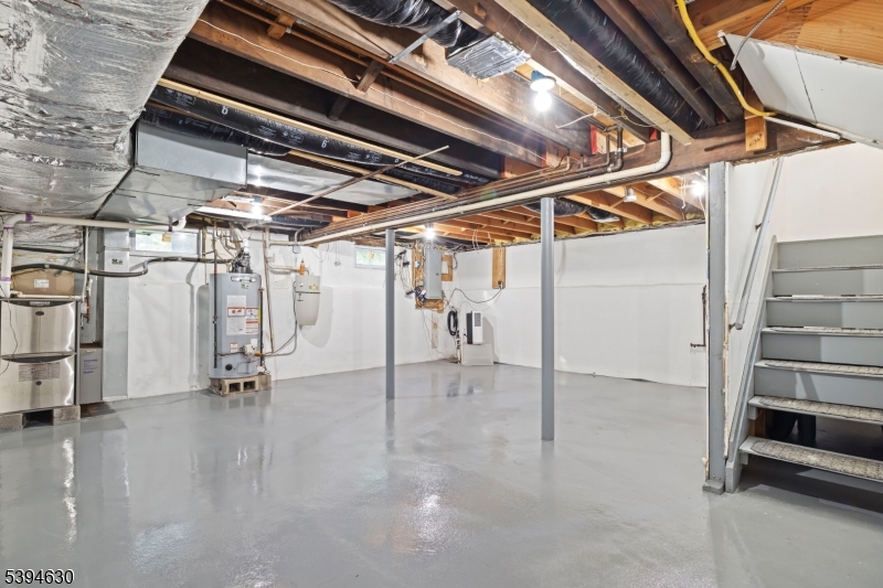 67 Brookside Terrace Clark, NJ 07066 - Photo 24 of 44