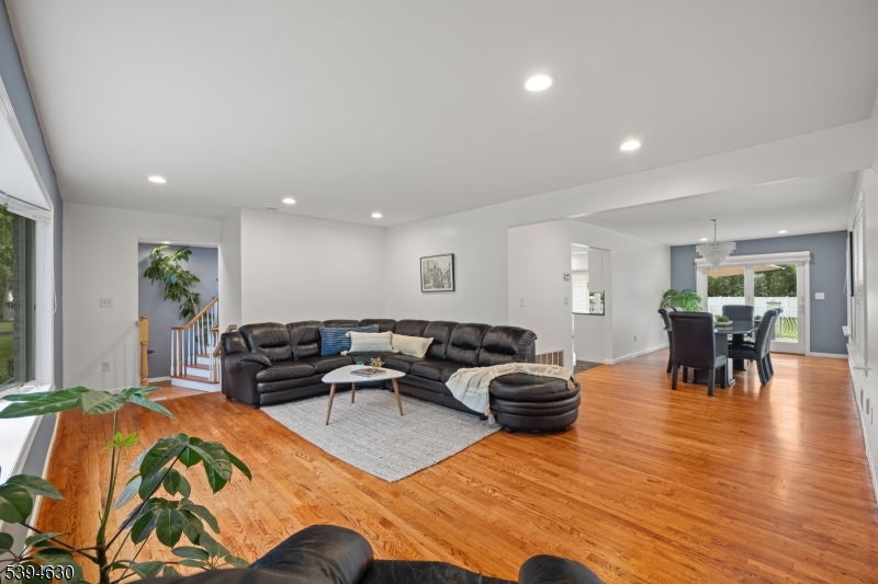 67 Brookside Terrace Clark, NJ 07066 - Photo 31 of 44