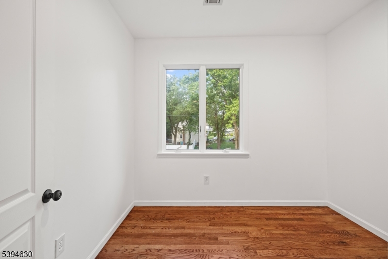 67 Brookside Terrace Clark, NJ 07066 - Photo 35 of 44