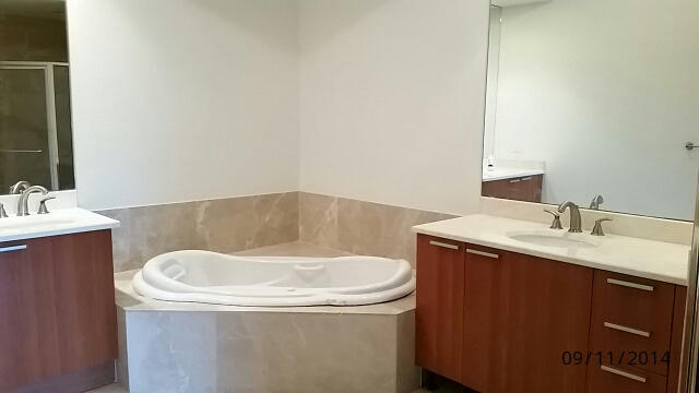 2650 Lake Shore Drive, Unit 101 Riviera Beach, FL 33404 - Photo 9 of 16 2014-09-11 12