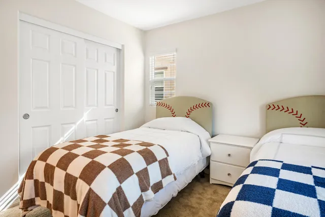 $4,000 | 520 Calle Vibrante, Palm Desert, CA 92211