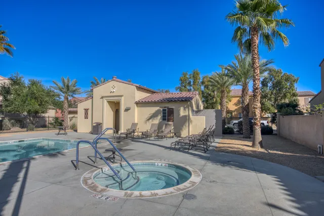$4,000 | 520 Calle Vibrante, Palm Desert, CA 92211