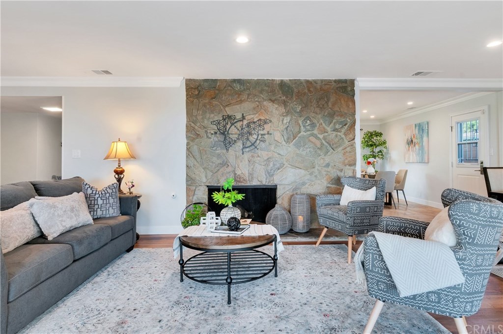 3810 Startouch Drive Pasadena, CA 91107 - Photo 4 of 48