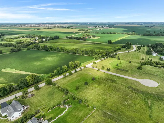 $79,900 | 8737 Buck Court, Yorkville, IL 60560