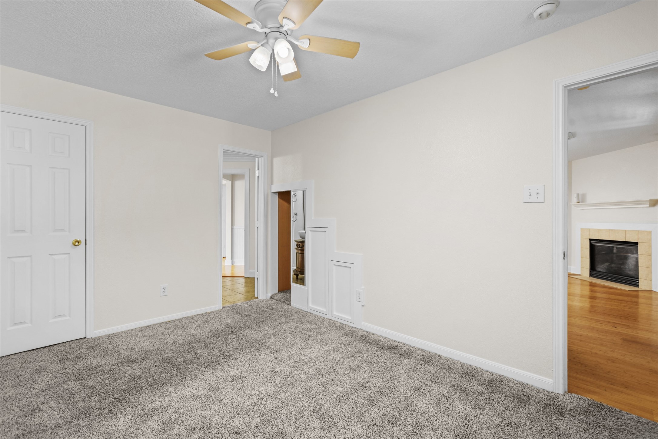 14808 Welbeck Drive Channelview, TX 77530 - Photo 15 of 36 a view of an empty room with chandelier fan