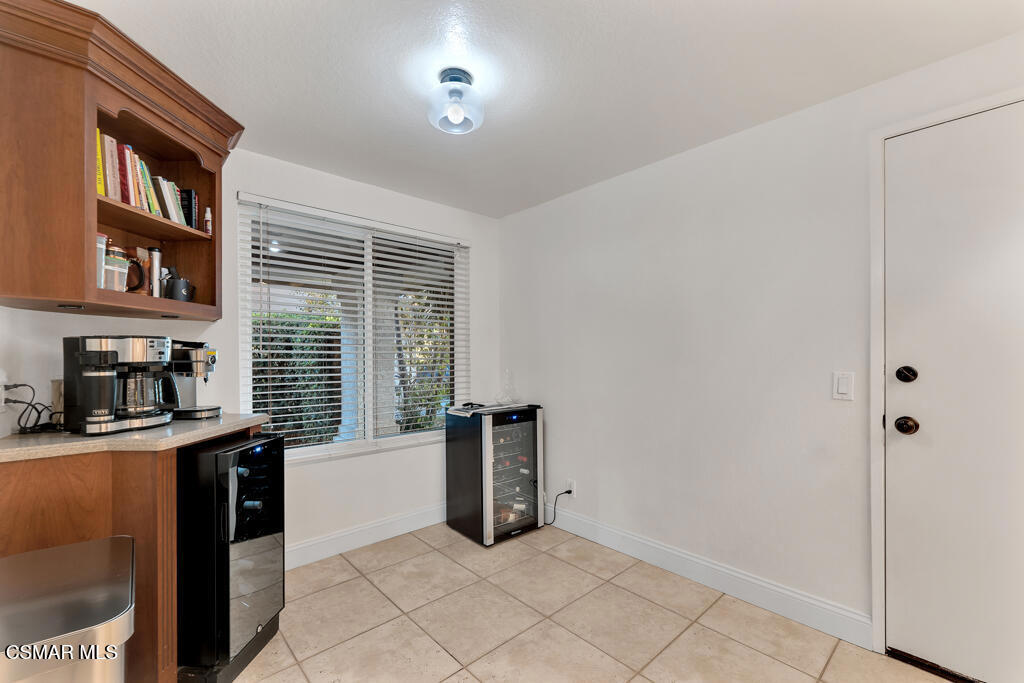 16 Valley Crest Road Simi Valley, CA 93065 - Photo 16 of 41