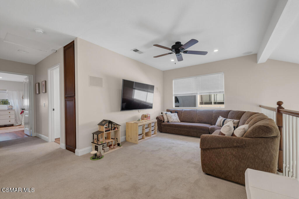 16 Valley Crest Road Simi Valley, CA 93065 - Photo 24 of 41