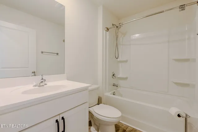 $324,990 | 2540 Lucille Lane, Talbott, TN 37877