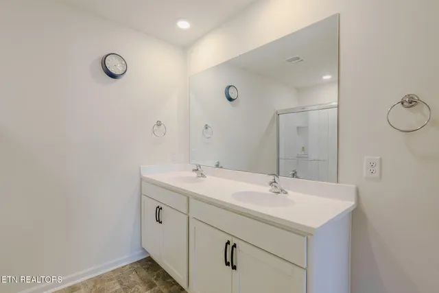 $324,990 | 2540 Lucille Lane, Talbott, TN 37877