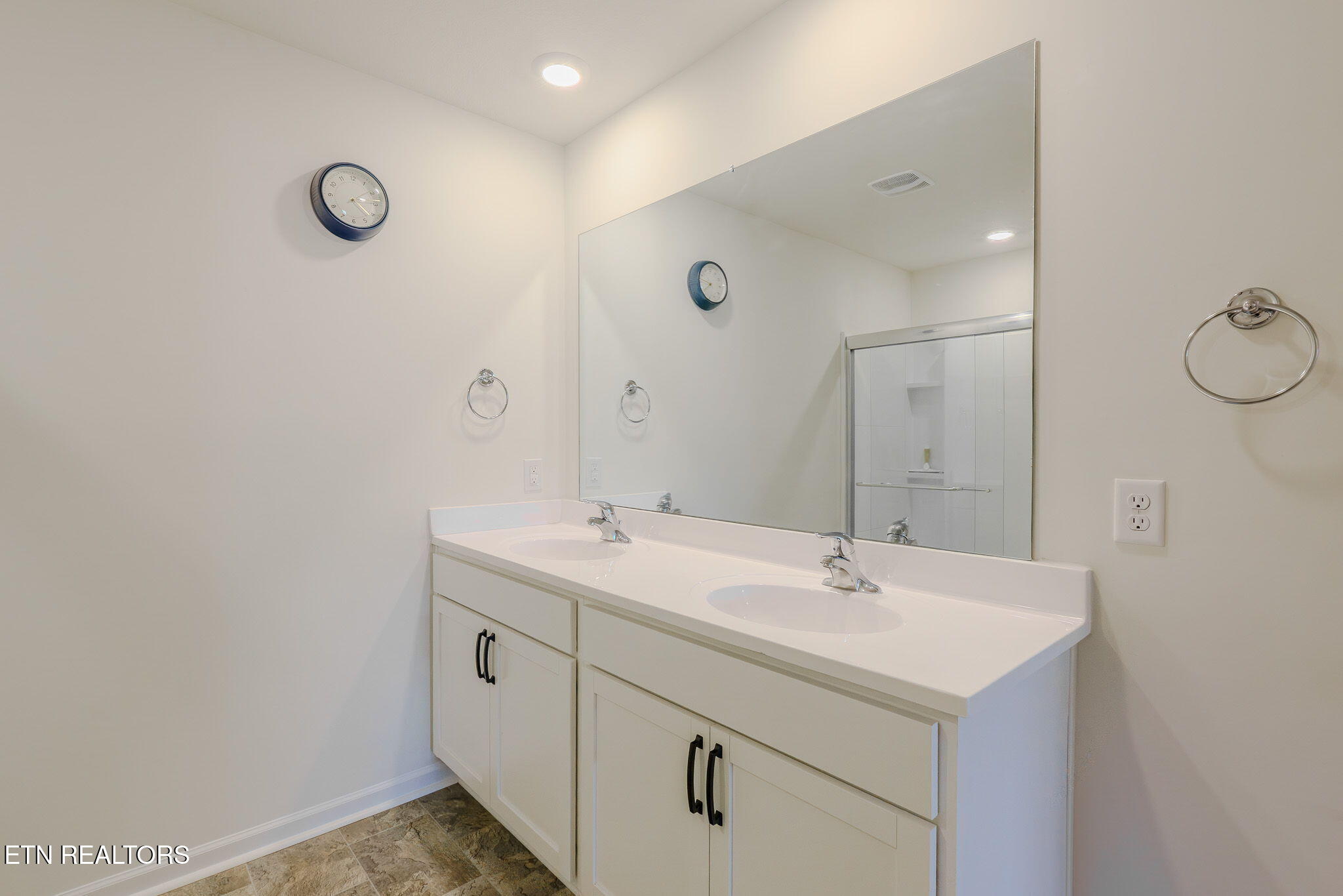 2540 Lucille Lane Talbott, TN 37877 - Photo 26 of 36 16-web-or-mls-_DSC9559-HDR