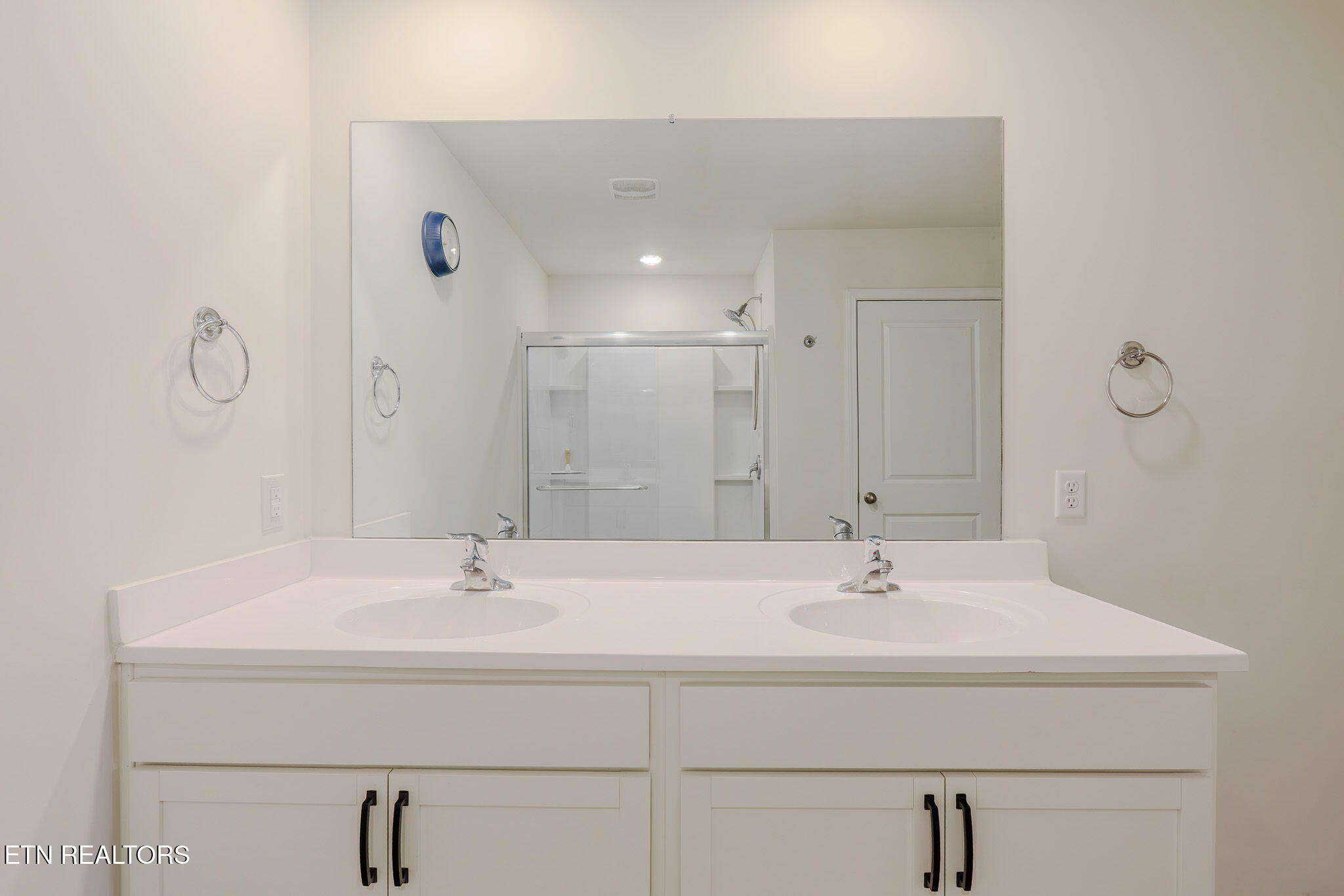 2540 Lucille Lane Talbott, TN 37877 - Photo 27 of 36 17-web-or-mls-_DSC9589-HDR