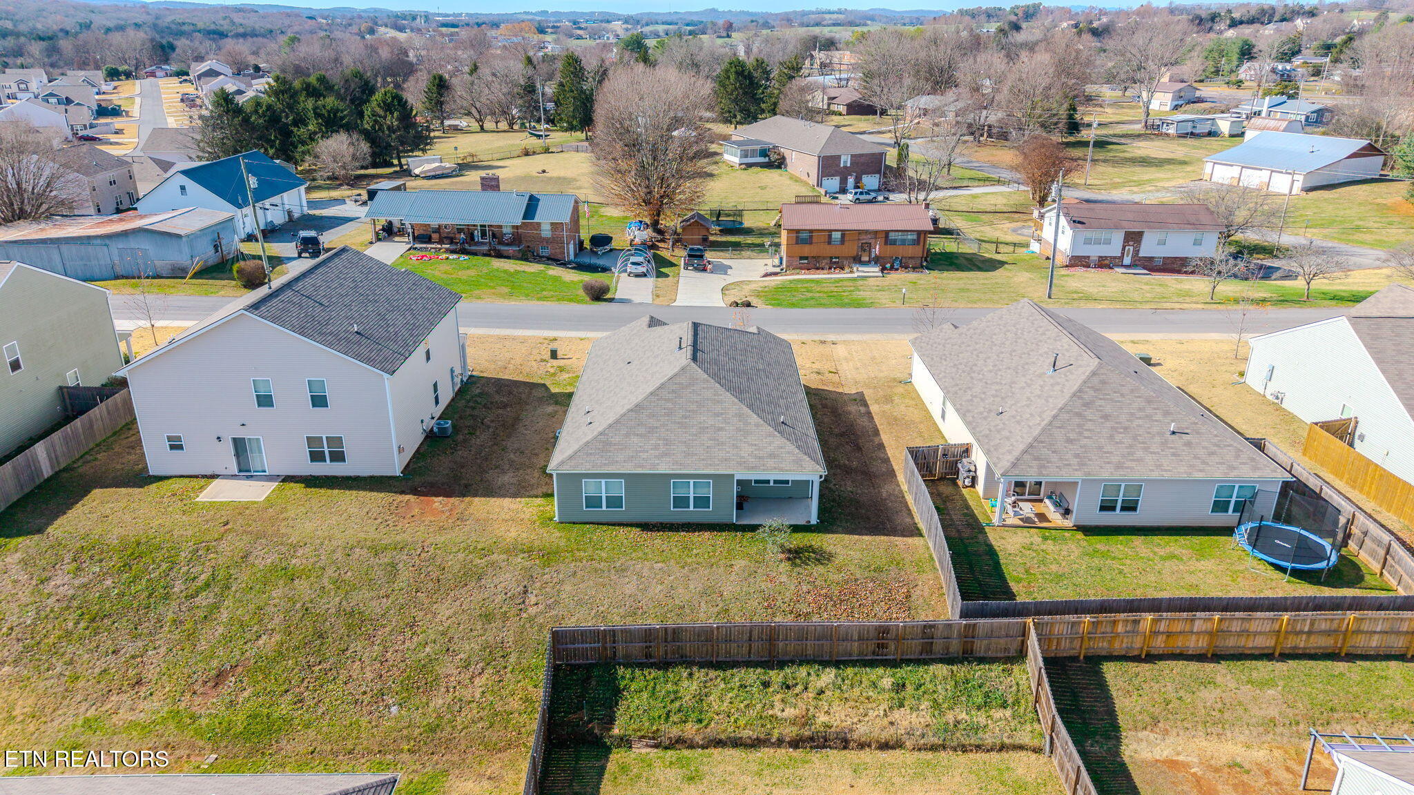 2540 Lucille Lane Talbott, TN 37877 - Photo 34 of 36 27-web-or-mls-DJI_20251124115825_0443_D