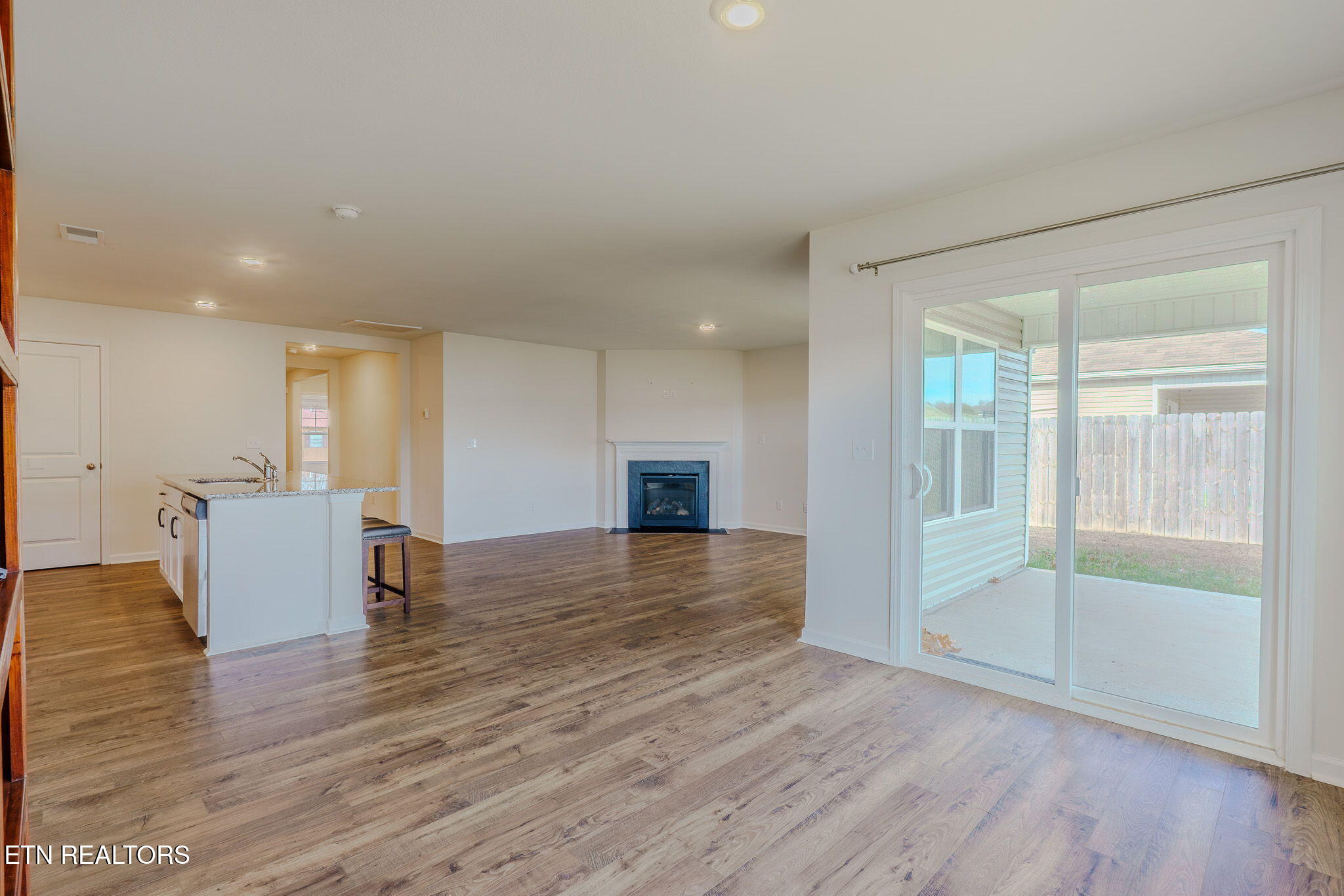 2540 Lucille Lane Talbott, TN 37877 - Photo 4 of 36 9-web-or-mls-_DSC9443-HDR