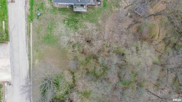 $15,000 | South Whittingham Cove, Mapleton, IL 61547