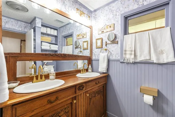 $295,000 | 2117 Regent Drive, Abilene, TX 79605