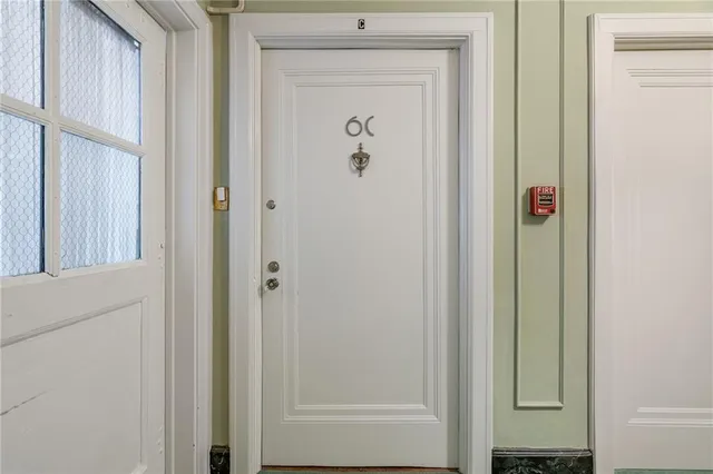 $415,000 | 4618 Warwick Boulevard, Unit 6C, Kansas City, MO 64112