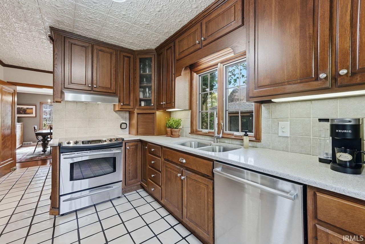 2245 West Warwick Road Muncie, IN 47304 - Photo 23 of 36